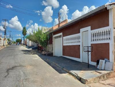 Casa para Venda, em Cuiabá, bairro CPA III, 2 dormitórios, 2 banheiros, 1 suíte, 2 vagas